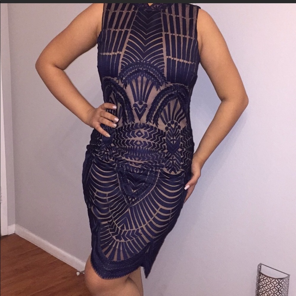 Dress - Picture 4 of 6
